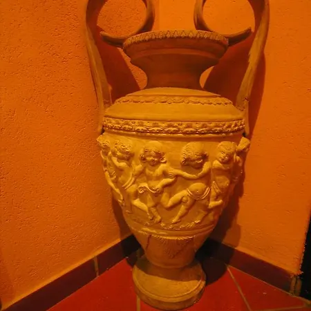 Toledo نابولي