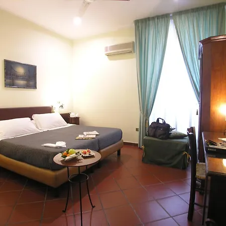 托莱多酒店 酒店 3*