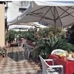 托莱多酒店 3*
