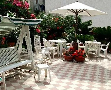 فندق Toledo 3*